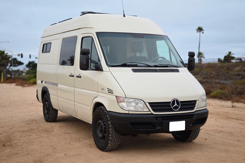 Picture 2/29 of a Mercedes Sprinter 4 Seasons (Fully equipped bathroom) for sale in Encinitas, California