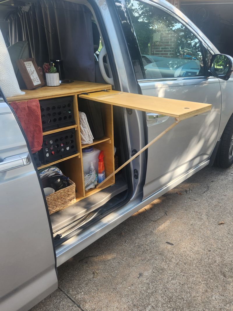 Picture 3/14 of a 2014 Honda Odyssey Touring Elite for sale in Claremore, Oklahoma