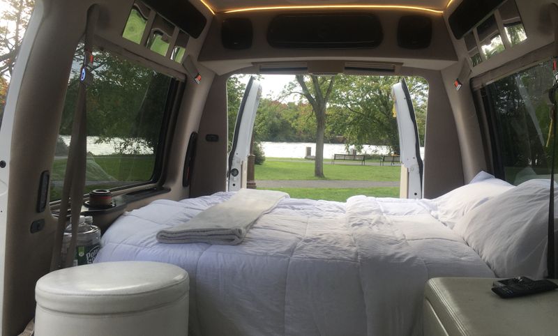 Picture 3/19 of a 1999 Dodge Ram Van 1500 Conversion Campervan for sale in Miami, Florida
