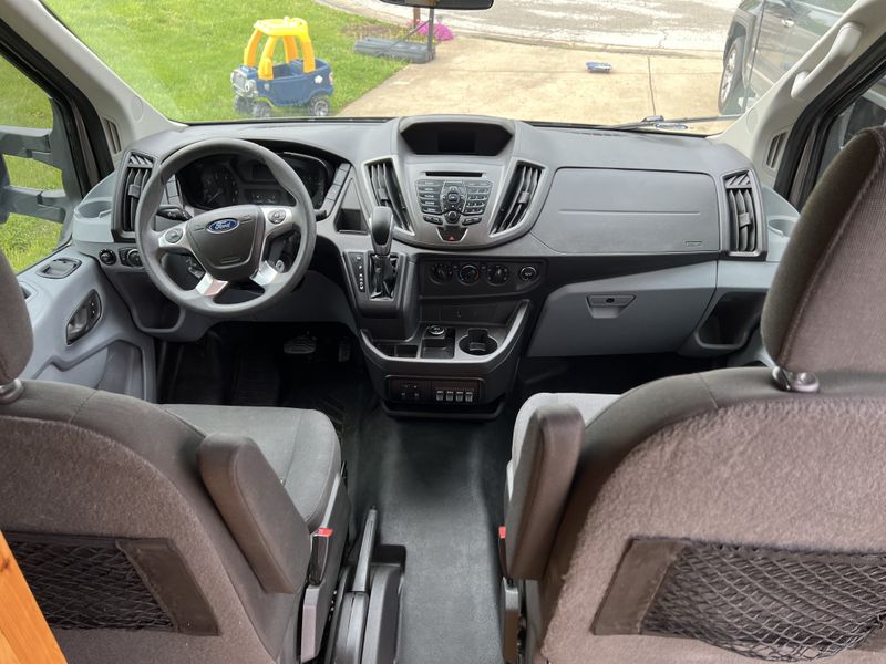 Picture 4/16 of a 2019 Ford Transit 350 for sale in Union, Missouri