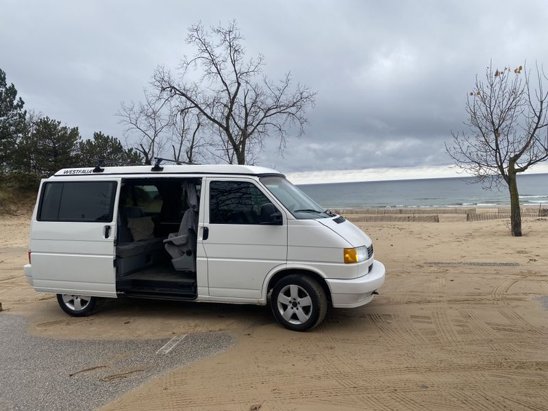 Picture 4/16 of a 1993 Eurovan MV Pop Top Camper Van for sale in Grand Haven, Michigan