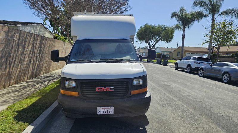 Picture 5/8 of a 2017 GMC Savana Cutaway for sale in Buena Park, California