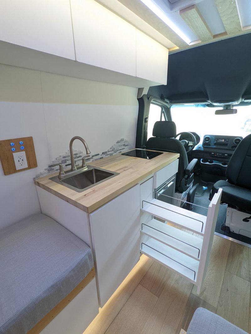 Picture 6/11 of a New 2021 sprinter must sell fast for sale in Lakeport, California