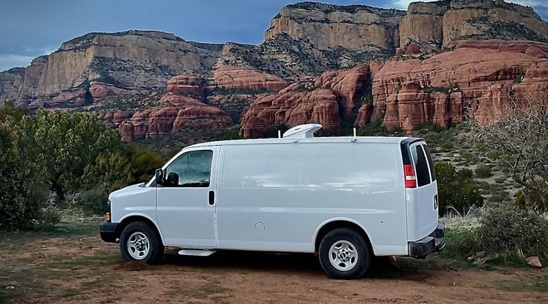 Picture 1/10 of a CAMPVAN 2007 GMC SAVANA - $19,500 for sale in North Las Vegas, Nevada