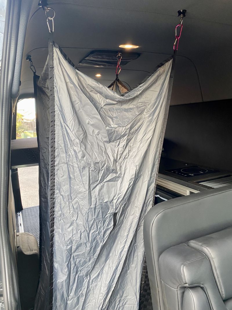 Picture 5/17 of a 2019 Mercedes Sprinter 4x4 170/ext for sale in San Antonio, Texas