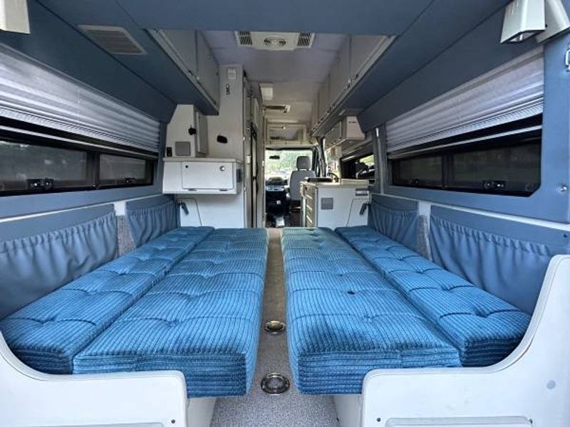 Picture 3/24 of a 2006 Dodge Sprinter Sportsmobile  for sale in Houston, Texas