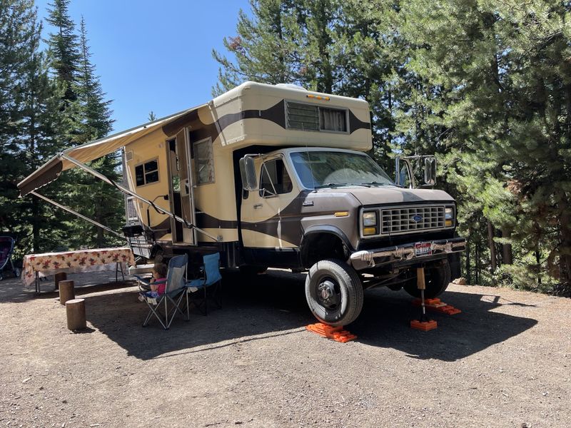 Picture 3/7 of a 1990 U-haul conversion 4x4 turbo diesel  for sale in Twin Falls, Idaho