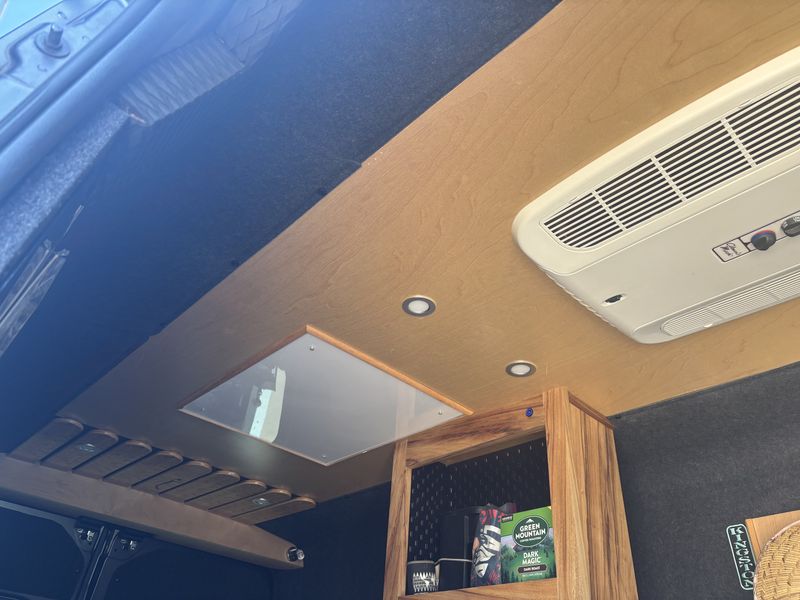 Picture 4/16 of a Ultimate Surf Van for sale in Oceanside, California