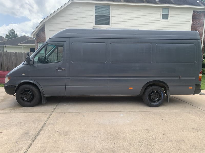 Picture 2/11 of a 2006 Dodge Sprinter Camper Van 2500 for sale in Atlanta, Georgia