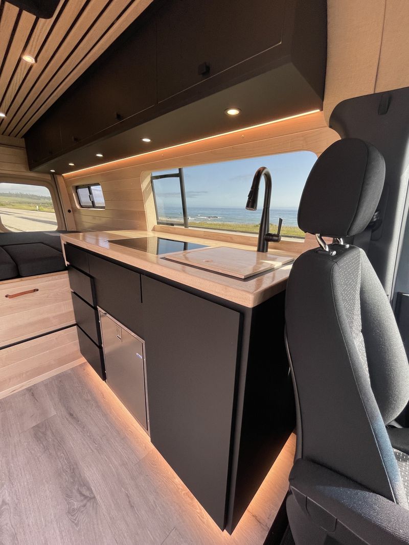 Picture 2/23 of a 2021 Mercedes-Benz Sprinter 2500 4x4  for sale in Los Angeles, California