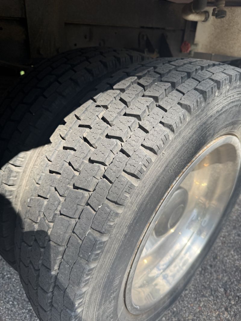 Picture 3/13 of a 2011 F550 4x4 Expedition camper for sale in Carbondale, Colorado