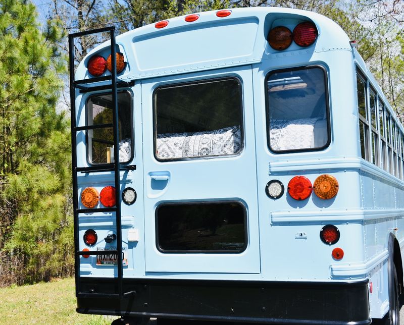 Picture 3/30 of a 2009 international school bus for sale in Canton, Georgia