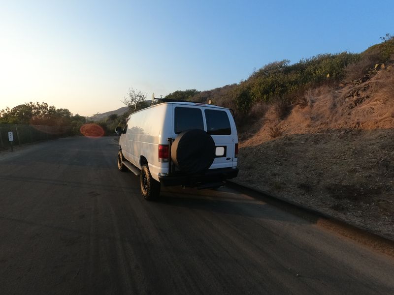 Picture 4/15 of a 2008 Ford E250 Off-Road Weekender for sale in Laguna Beach, California