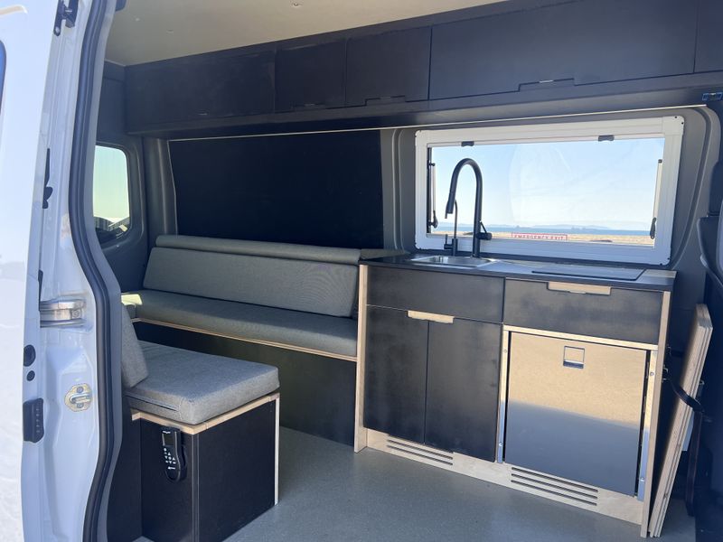 Picture 3/26 of a 2020 Mercedes-Benz Sprinter Campervan for sale in Huntington Beach, California