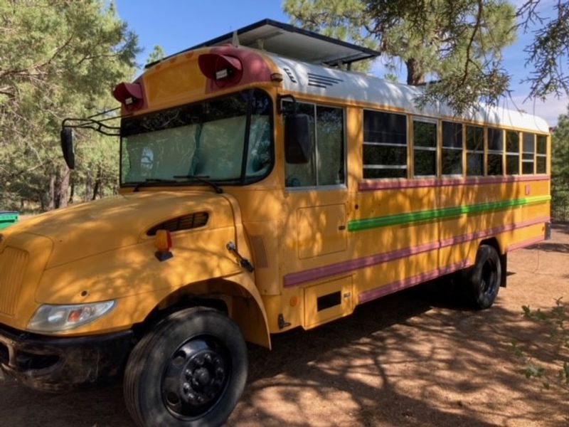 Picture 1/10 of a OFF GRID!! 2006 IC international CE 300 291 for sale in Show Low, Arizona
