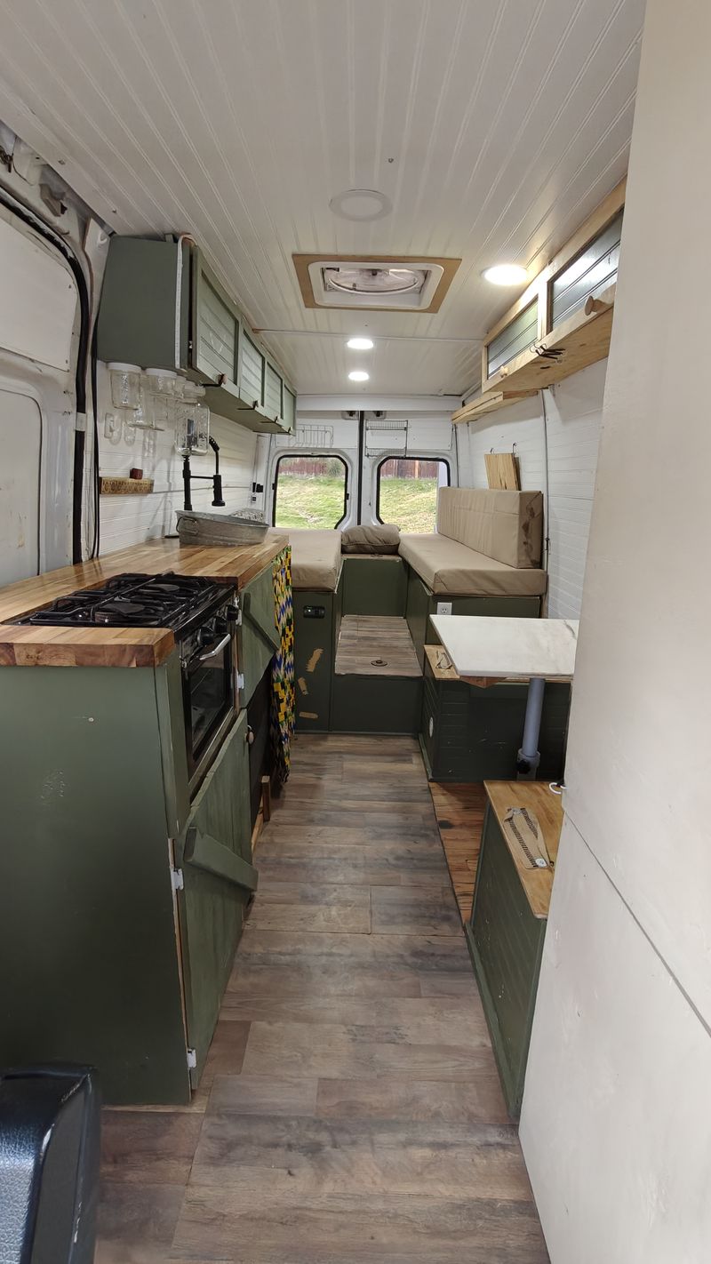 Picture 1/45 of a 2007 3500 170 EXT Full Height Dually RWD for sale in Boise, Idaho