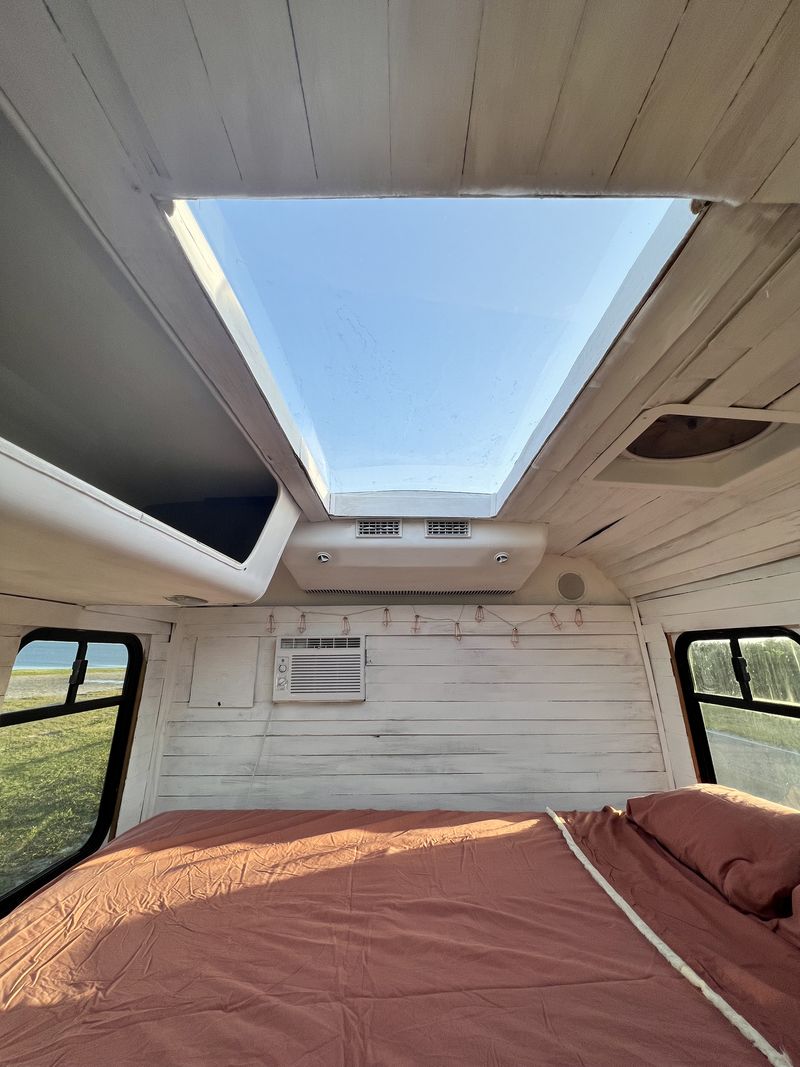 Picture 3/30 of a SKYLIGHT Beach Boho Skoolie Conversion for sale in Saint Petersburg, Florida