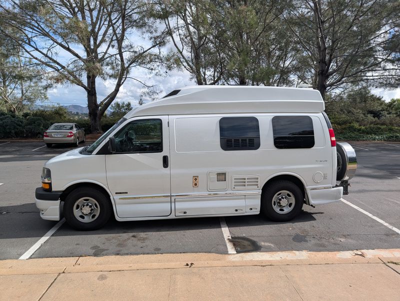 Picture 2/21 of a 2015 Roadtrek Versatile 170 for sale in Encinitas, California