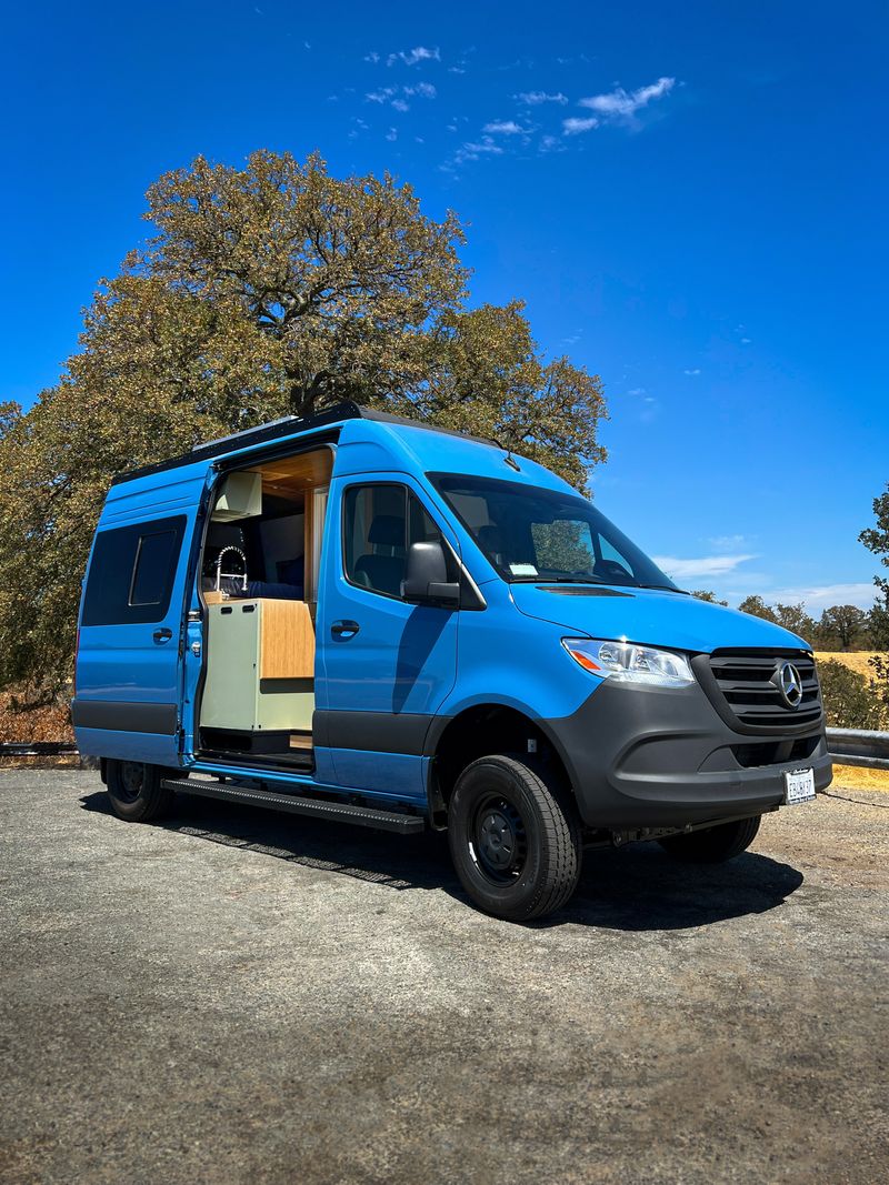 Picture 4/20 of a NEW 2025 Sprinter 144 AWD With Shower (Financing Options) for sale in Sacramento, California