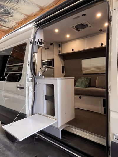 Picture 6/37 of a 2016 Sprinter 144 HR 4x4 - Sportsmobile Conversion for sale in Mesa, Arizona