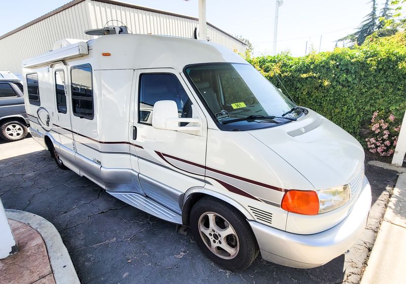 Picture 1/15 of a 2003 Winnebago Rialta 22QD #961 for sale in Yucaipa, California