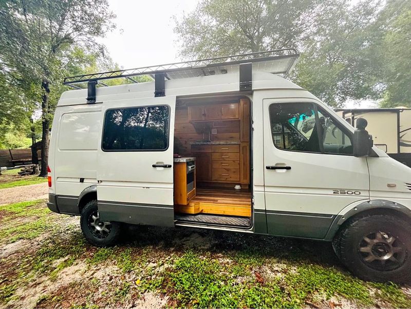 Picture 3/21 of a 2005 Dodge Sprinter 2500 T1N for sale in Mattoon, Illinois