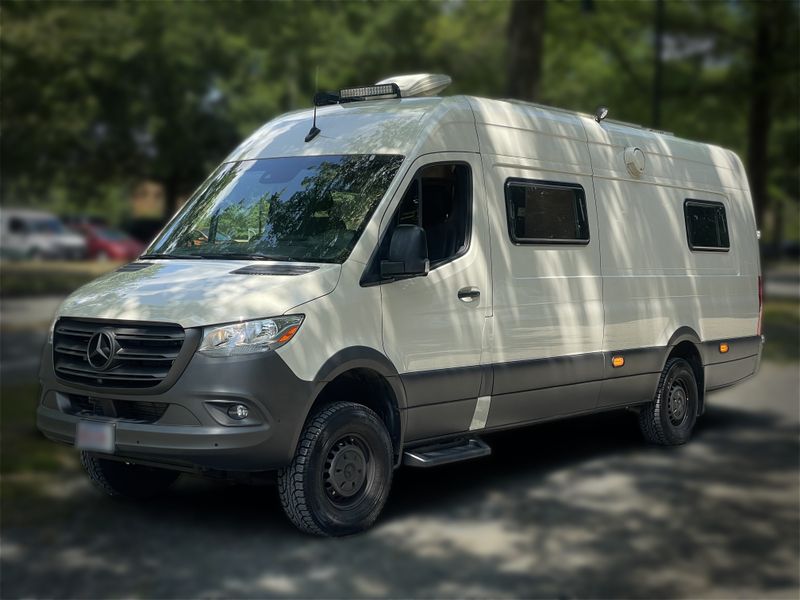 Picture 3/44 of a 2019 Sprinter 2500, 170 ext., HR, 4x4. Low mileage! for sale in Los Angeles, California