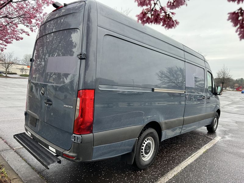 Picture 5/15 of a 2019 Mercedes Sprinter 2500 for sale in Charlotte, North Carolina