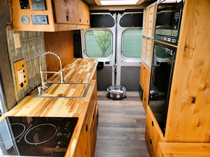 Picture 3/7 of a Beautifully custom built craftsmen conversion for sale in Spokane, Washington