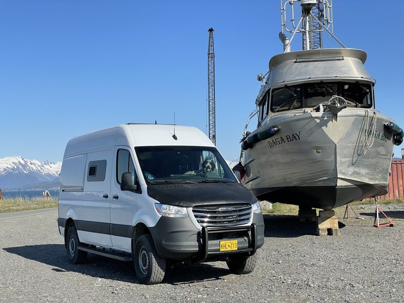 Picture 1/26 of a 2021 Frieghtliner/Mercedes Sprinter 144 4x4 Camper for sale in Saint Louis, Missouri
