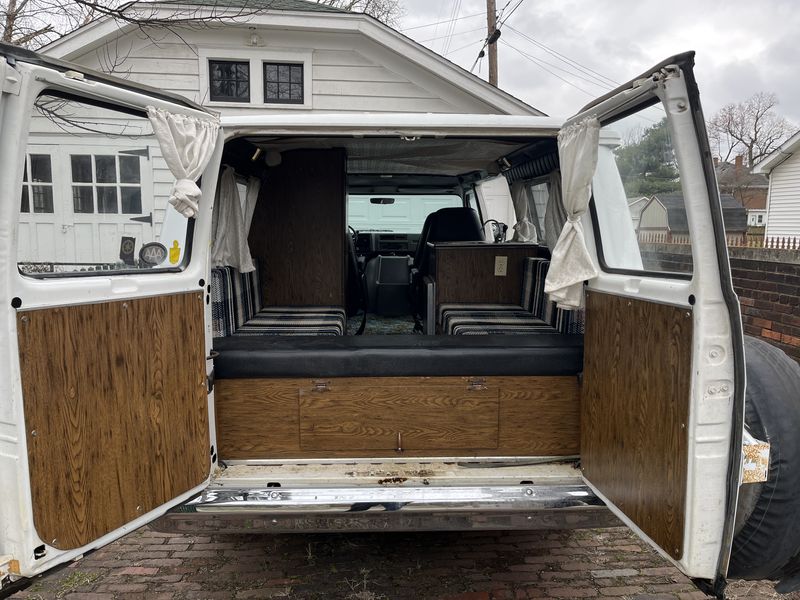 Picture 4/20 of a 1976 chevyvan-20 for sale in Terre Haute, Indiana