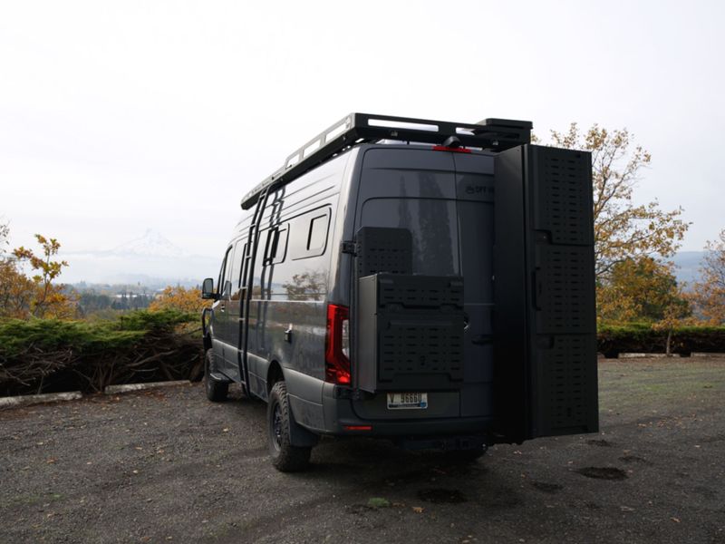 Picture 2/30 of a Expert-Built Custom 2025 170 AWD Sprinter — Available Now for sale in Hood River, Oregon