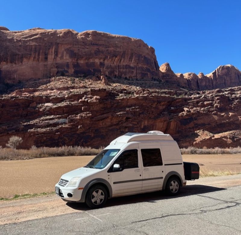 Picture 4/19 of a 2013 Ford Transit Connect XLT High-Top Campervan for sale in Moab, Utah