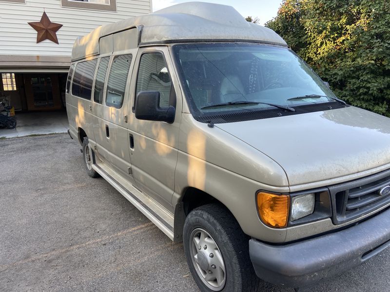 Picture 3/29 of a 2007 Ford E350 extended van with high top for sale in Idaho Falls, Idaho
