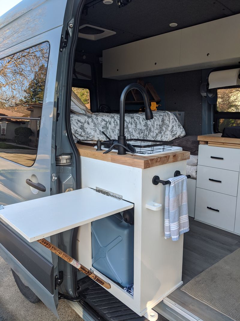 Picture 5/21 of a 2014 Highroof Sprinter Campervan for sale in Basalt, Colorado