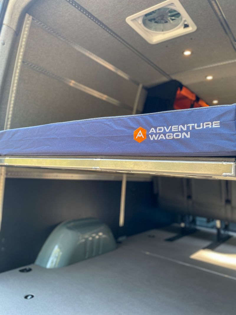 Picture 3/15 of a 2022 Mercedes Sprinter with Adventure Wagon conversion for sale in Medford, Oregon