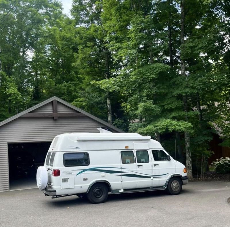 Picture 1/20 of a Meet Van Gogh, your next Masterpiece on Wheels🌻🚐 for sale in Milwaukee, Wisconsin