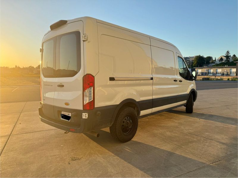Picture 5/23 of a AWD Ford Transit Moto Van for sale in Bellingham, Washington
