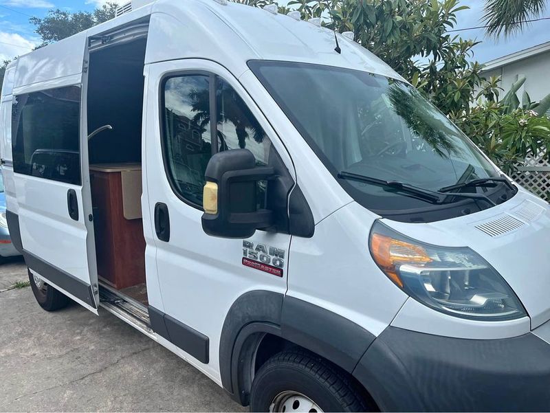Picture 1/14 of a 2014 Dodge Ram 1500 - Only 56k miles! for sale in Tampa, Florida