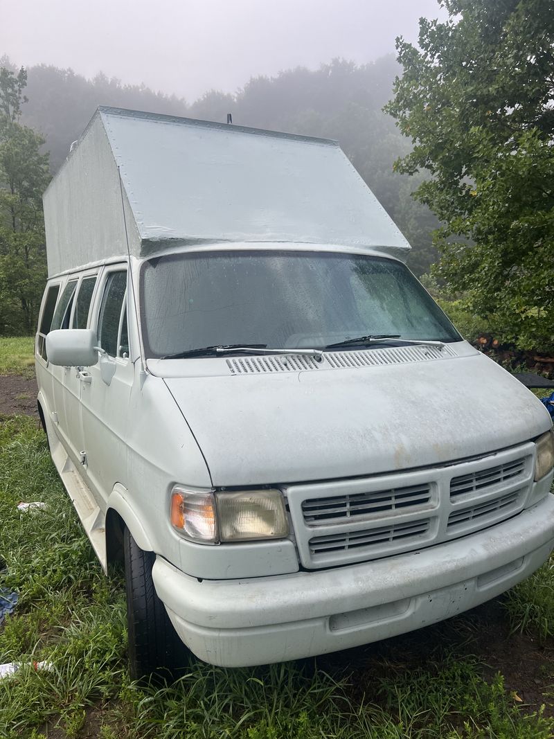 Picture 1/8 of a 95 Dodge B2500 Custom High-Top for sale in Sunbright, Tennessee