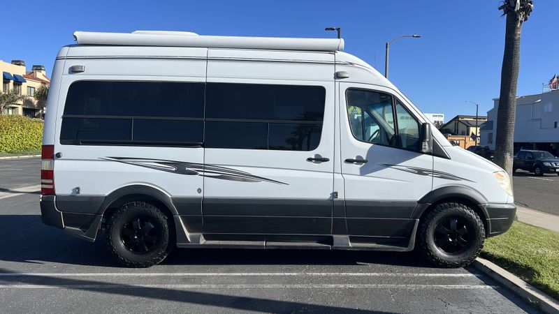 Picture 1/10 of a 2007 Sprinter Roadtrek SS Agile for sale in Sunset Beach, California