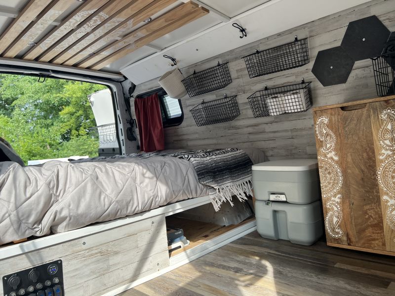 Picture 2/29 of a 2011 GMC Savanna Conversion Van for sale in Clarksville, Tennessee