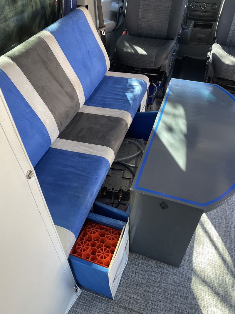Picture 5/18 of a 2015 Mercedes-Benz 4x4 Sprinter camper van for sale in Grand Junction, Colorado