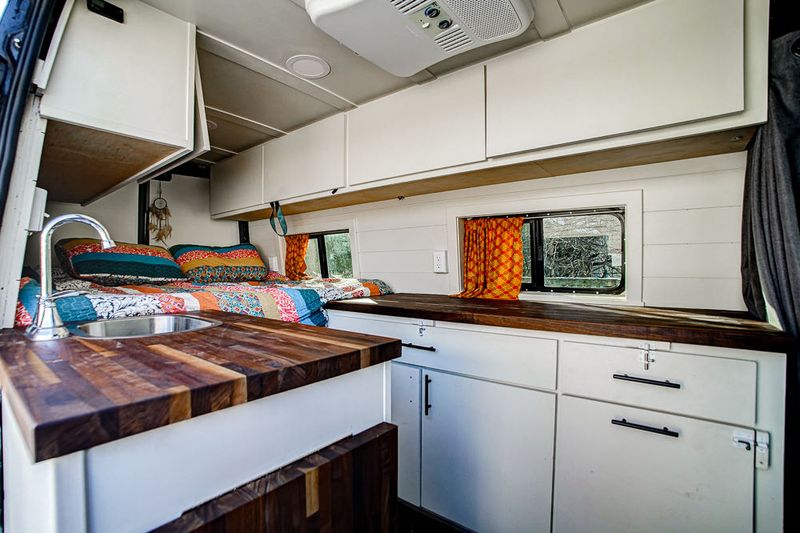 Picture 5/27 of a 2019 Mercedes Sprinter Van for sale in Minnetonka, Minnesota