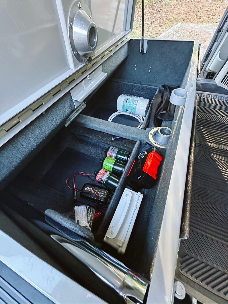 Picture 5/25 of a 2016 Dodge Grand Caravan w/ Custom Build & RoofNest Tent for sale in Marietta, Georgia