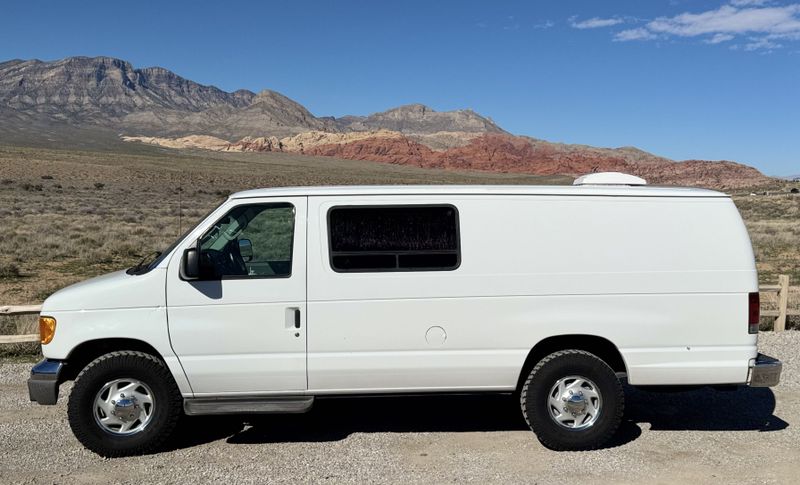 Picture 4/42 of a 2006 Ford E-350 (Super Duty Extended Cargo)  for sale in Las Vegas, Nevada