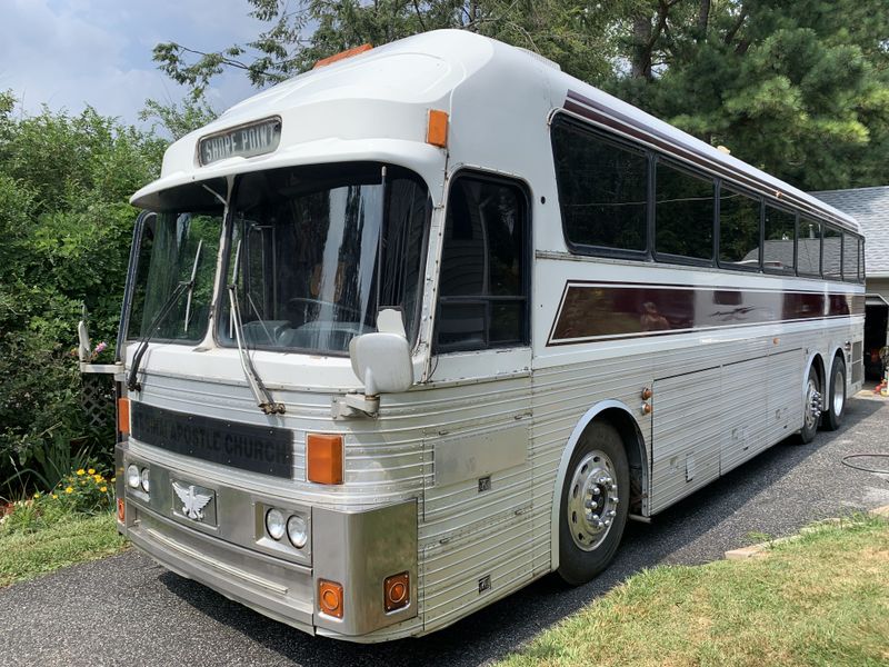 Picture 2/18 of a 1983 Eagle Bus for sale in Catonsville, Maryland