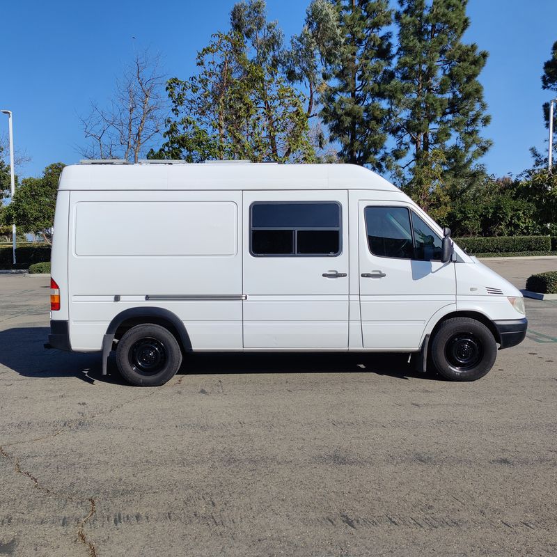 Picture 3/19 of a 2006 Dodge sprinter t1n camper van 3 seater 140wb high roof for sale in San Diego, California