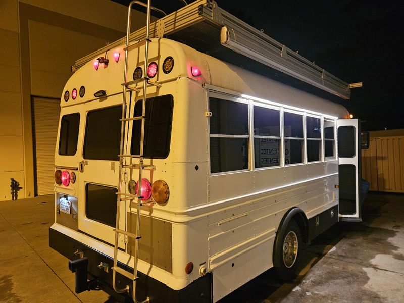 Picture 4/41 of a 2006 Chevrolet 5 Window Camper Bus for sale in Lake Forest, California