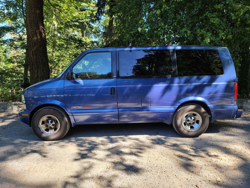 Picture 2/15 of a '97 AWD Chevy Astro Camper Van, 154k miles, NEW TRANSMISSION for sale in Phoenix, Arizona